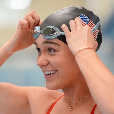 Hofft auf Medaillen in Paris: Schwimmerin Alexandra Truwit lebt mit einer Prothese.