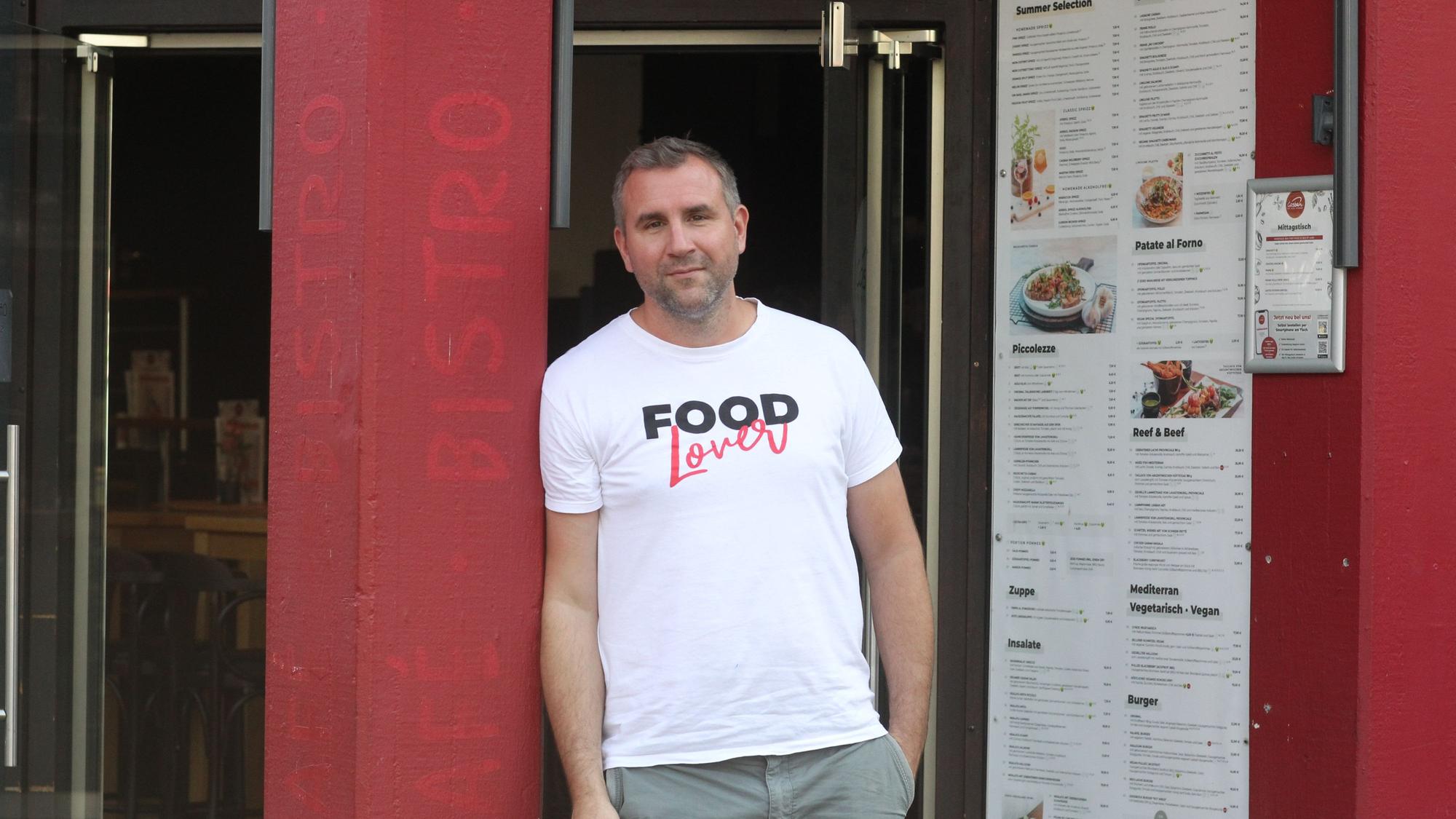 In Siegburg wird Casbah Inhaber Lukas Yiannakis sein Restaurant ab Oktober montags und dienstags geschlossen lassen.