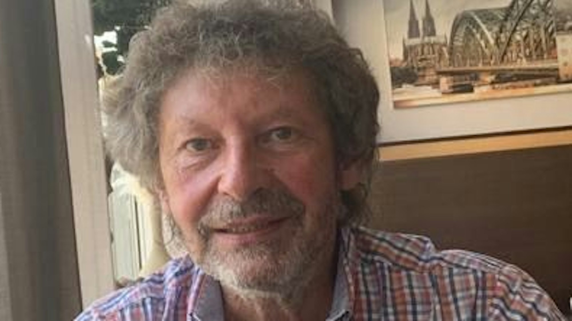 Der Investor Bernd Roth aus Waldbröl plant eine Bebauung des Isengartener Berges.