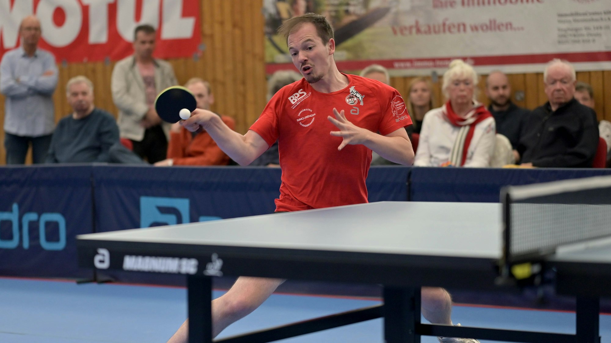 TT-Pokalmeisterschaft Achtelfinale 1. FC Köln - Post SV Mühlhausen am 17.09.2022 in den Sportstätte des Apostelgymnasiums in Köln Gianluca Walther Köln *** TT Cup Championship Round of 16 1 FC Cologne Post SV Mühlhausen on 17 09 2022 in the sports facilities of the Apostelgymnasium in Cologne Gianluca Walther Cologne xJFx