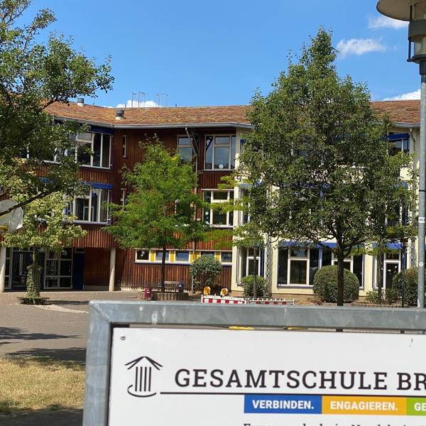 Zu sehen ist die Gesamtschule.