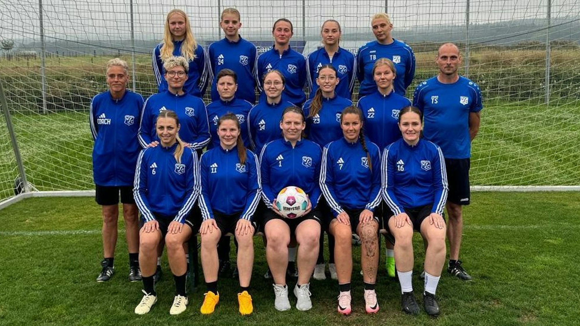 Mannschaftsfoto des SC Wißkirchen in der Bezirksliga-Saison 2024/25.