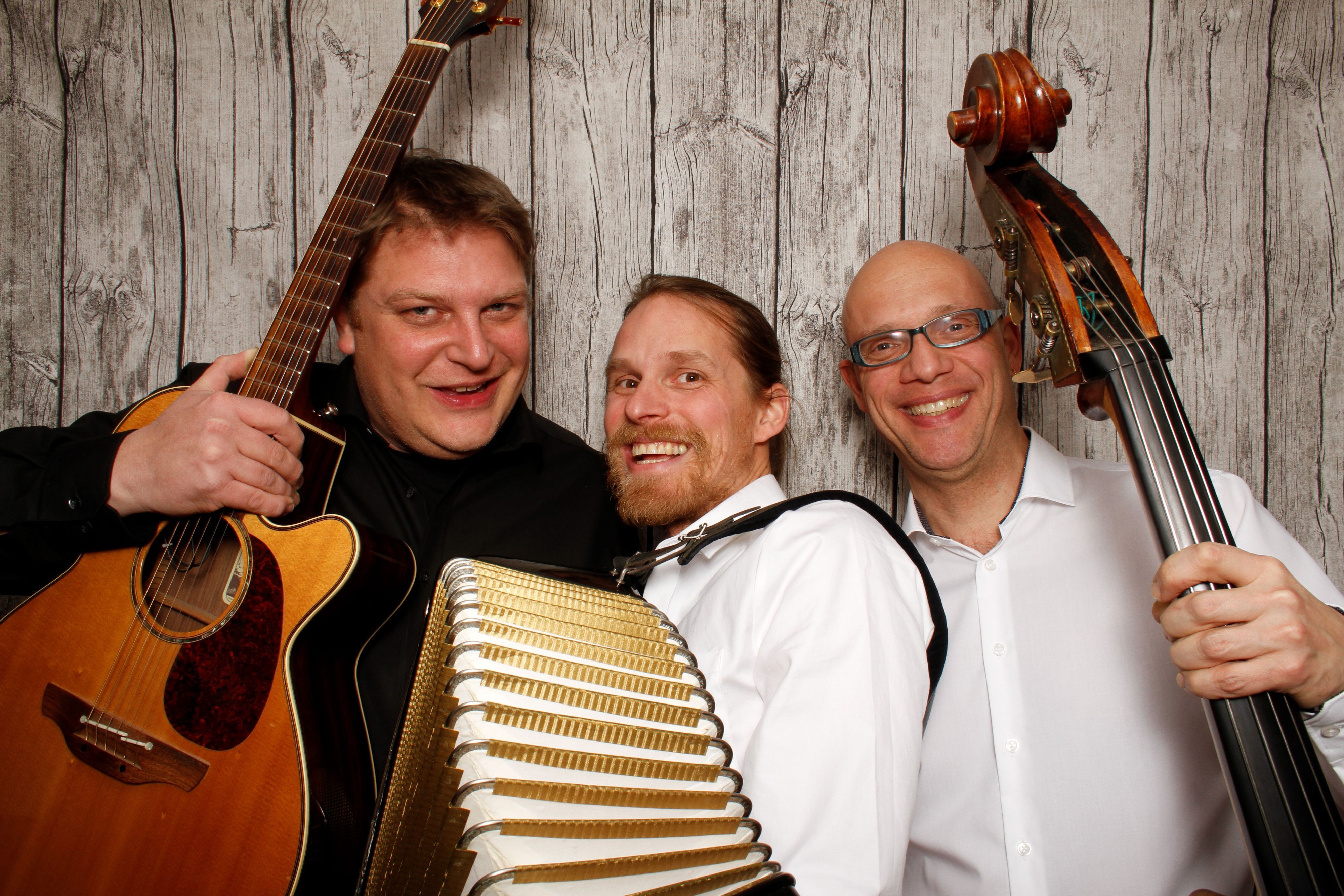 Kölner Band Aap futü
