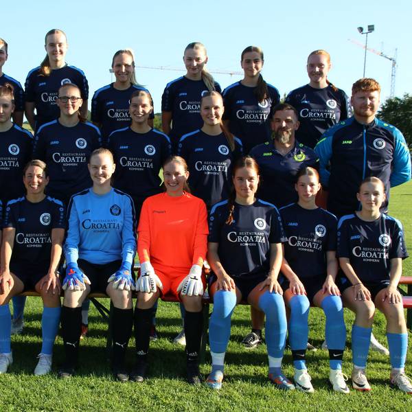 Mannschaftsfoto des VfL Kommern in der Saison 2024/25.