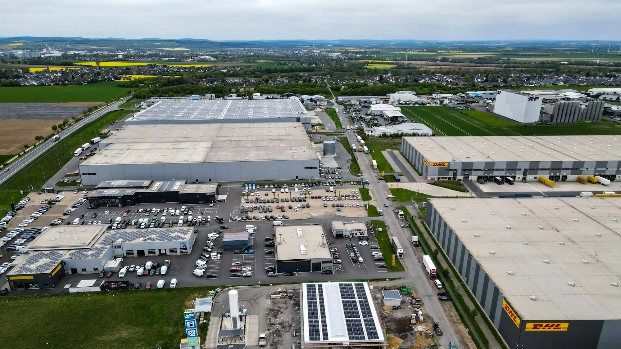 Das Industriegebiet, aus der Luft fotografiert.