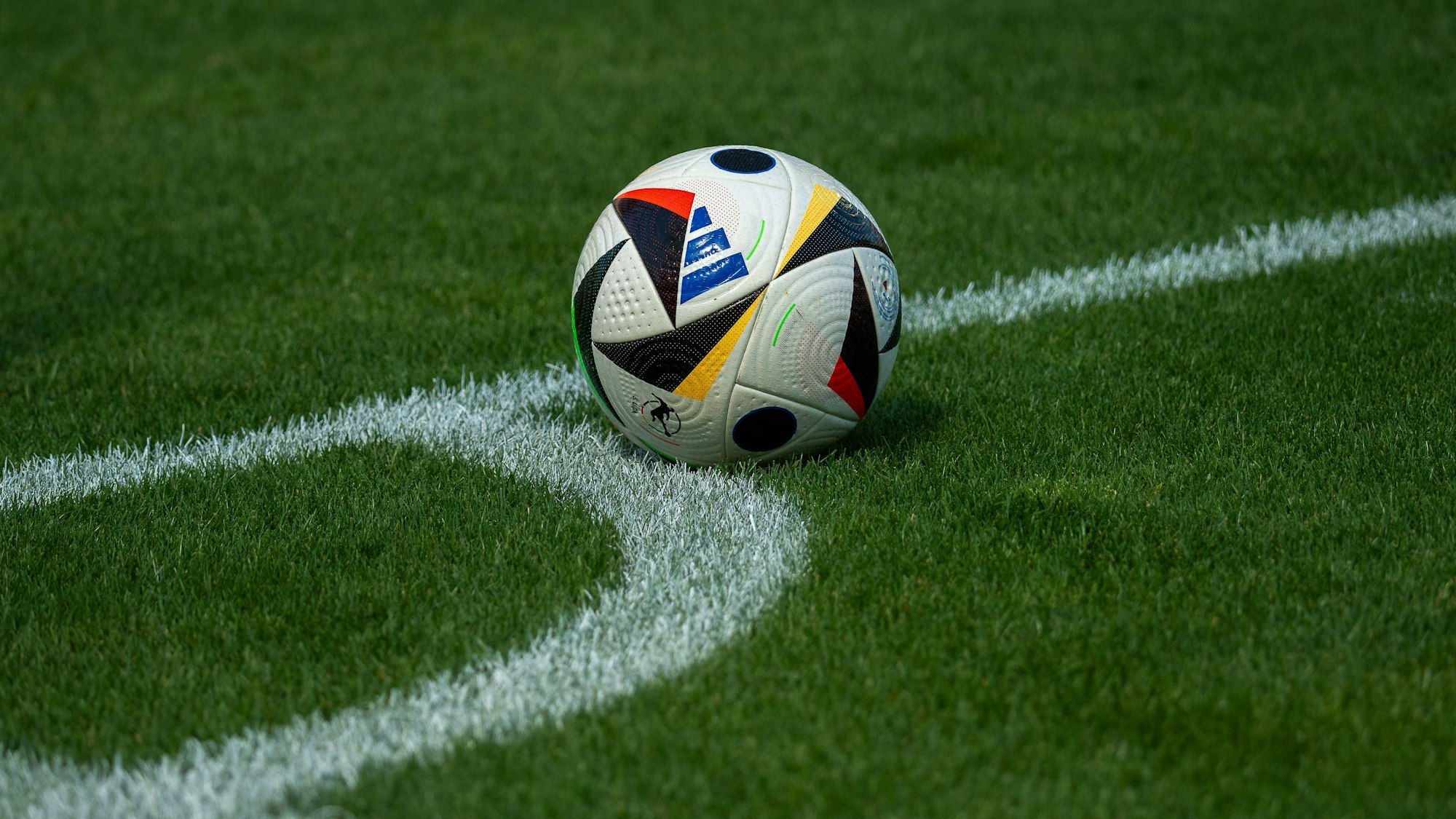 Mit den verkauften Informationen zu den erwartenden Spielergebnisse sollen im Darknet Erlöse erzielt worden sein. Käufer könnten so womöglich hohe Wettgewinne erzielt haben.