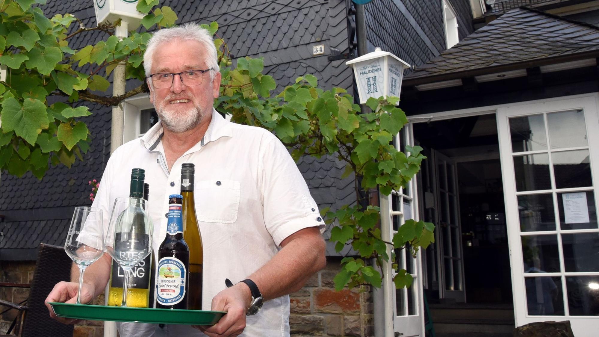 Kommissarischer Leiter des „Hauderei“-Vorstands ist bis auf weiteres der Nümbrechter Norbert Hellmann. Das Café und Bistro in der Stadtmitte von Waldbröl hat turbulente Zeiten hinter sich.