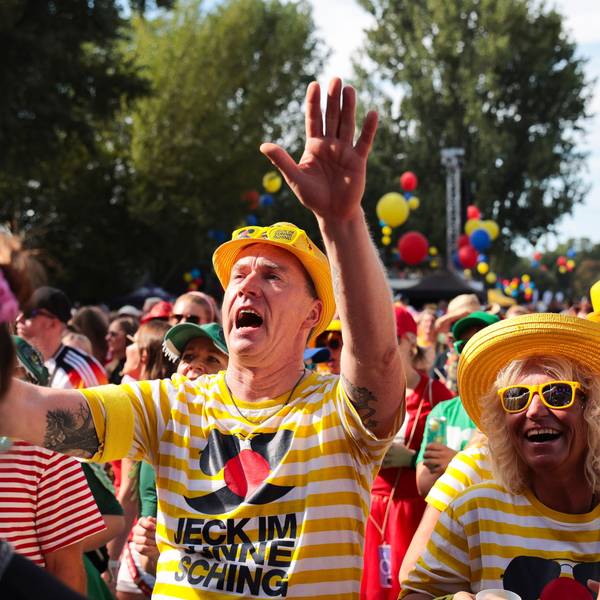 Das Foto zeigt das „Jeck im Sunnesching“-Festival im September 2024 :Foto:Dirk Borm