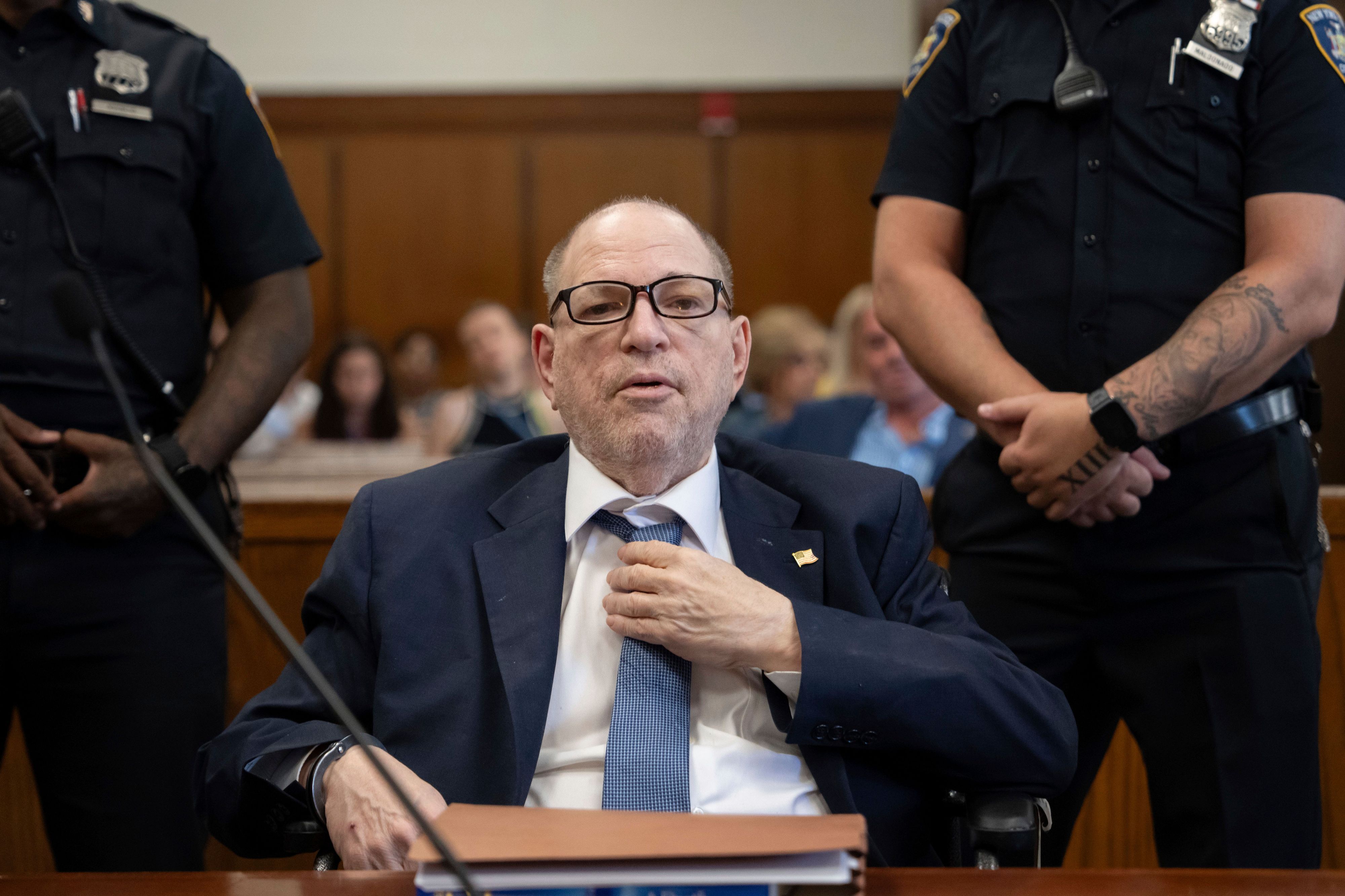 Der ehemalige Hollywood-Filmmogul Harvey Weinstein erscheint zu einer Anhörung vor dem Strafgericht in Manhattan