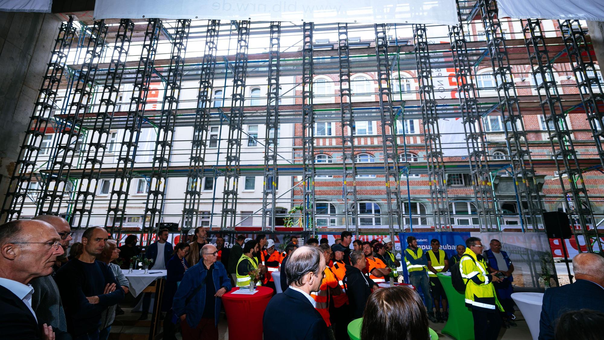 Seinen angestammten Platz im Kunibertsviertel wird die Hochschule behalten und sich zum Campus weiterentwickeln.