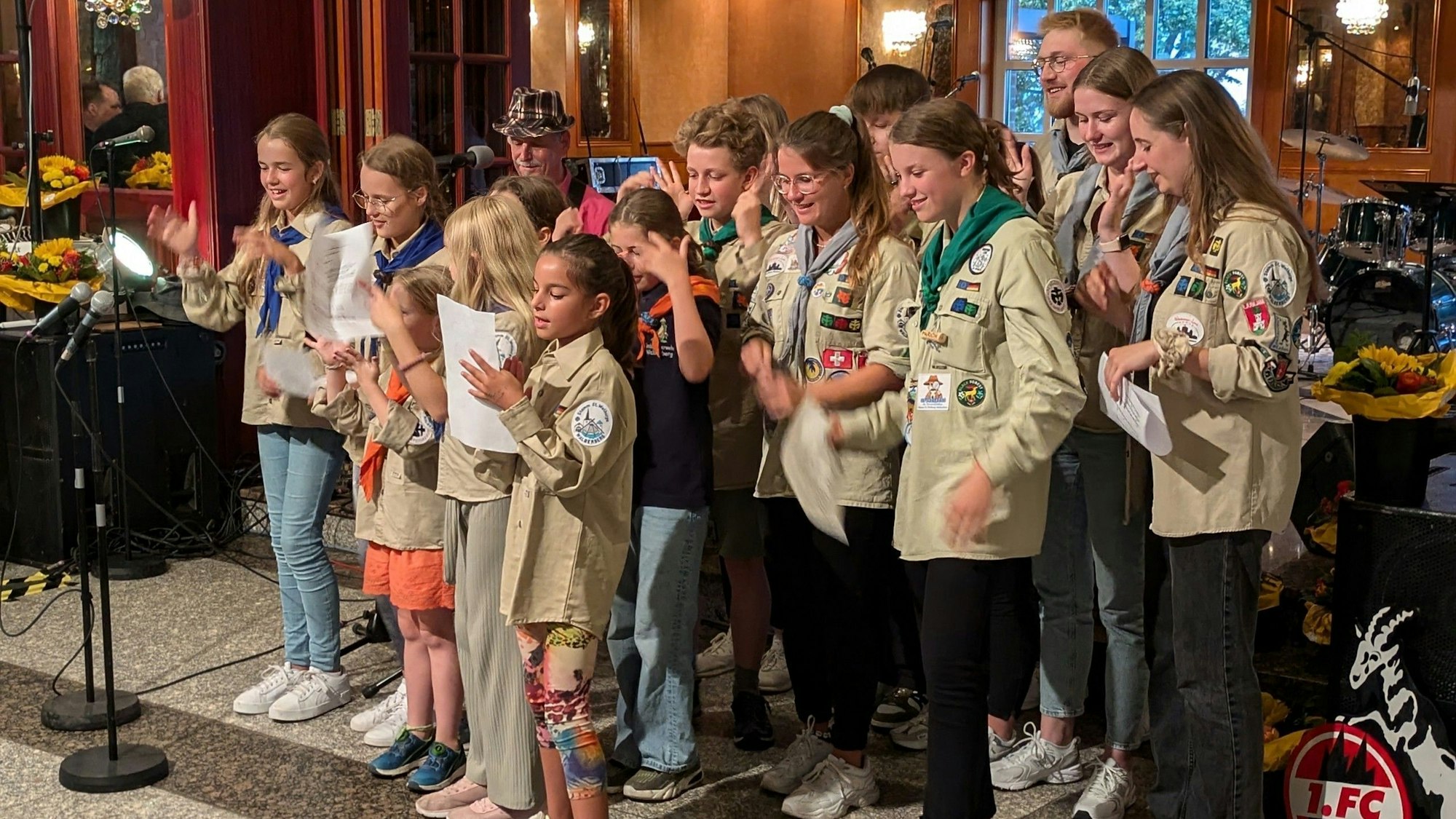 Auftritt der Pfadfinder von St. Walburga.