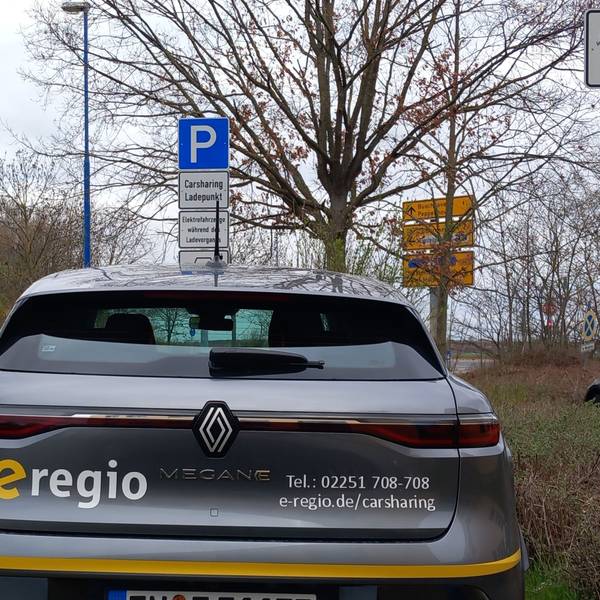 29.03.2023 Ladestation für E-Autos am GTZ in Rheinbach
