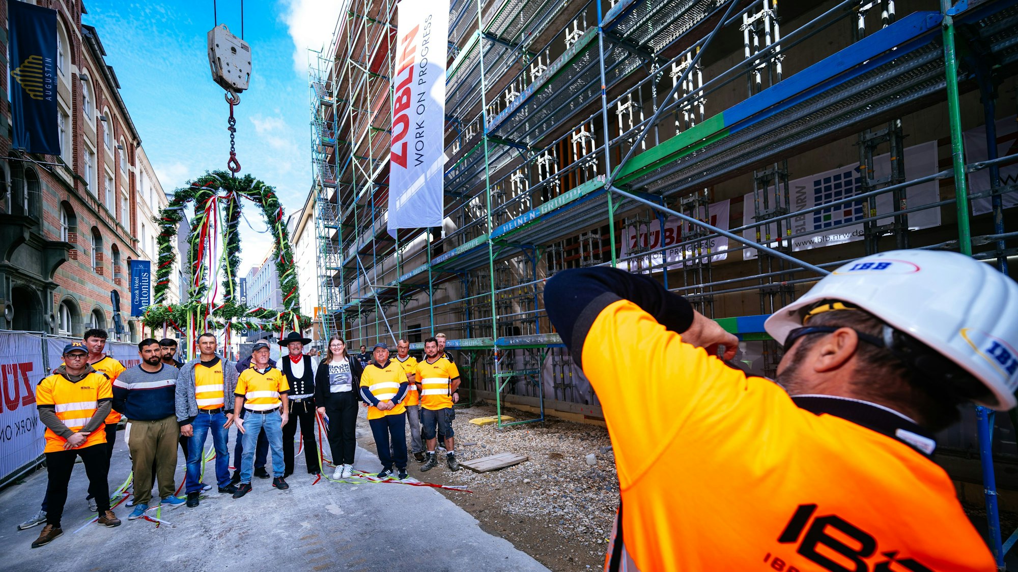 Richtfest - Hochmusikhochschule - Dagobertstr