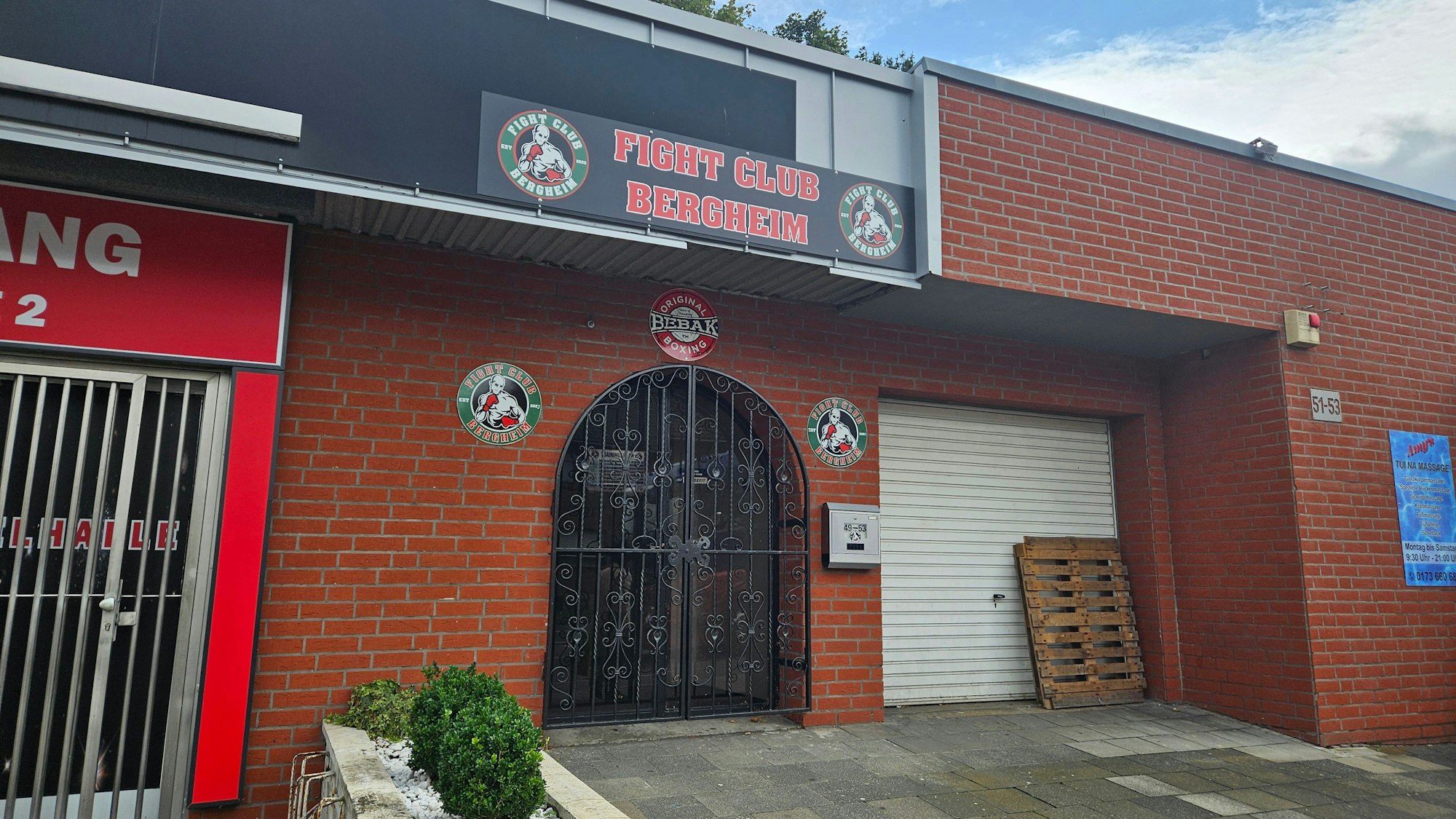 Der Fight Club Bergheim in Niederaußem bietet Boxen und Kickboxen an.