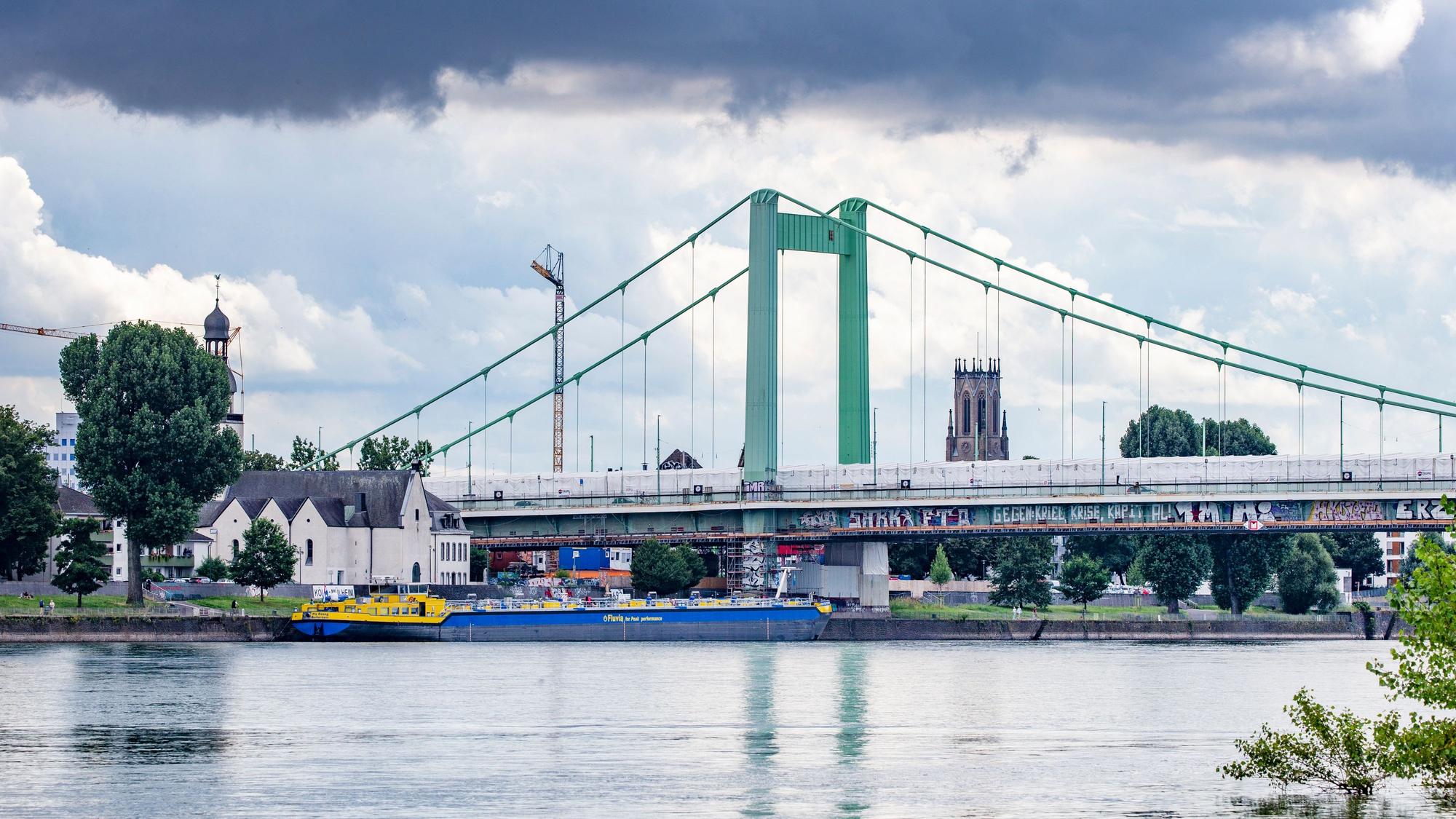 10.07.2024
Köln, NRW
Blick auf die Mülheimer Brücke