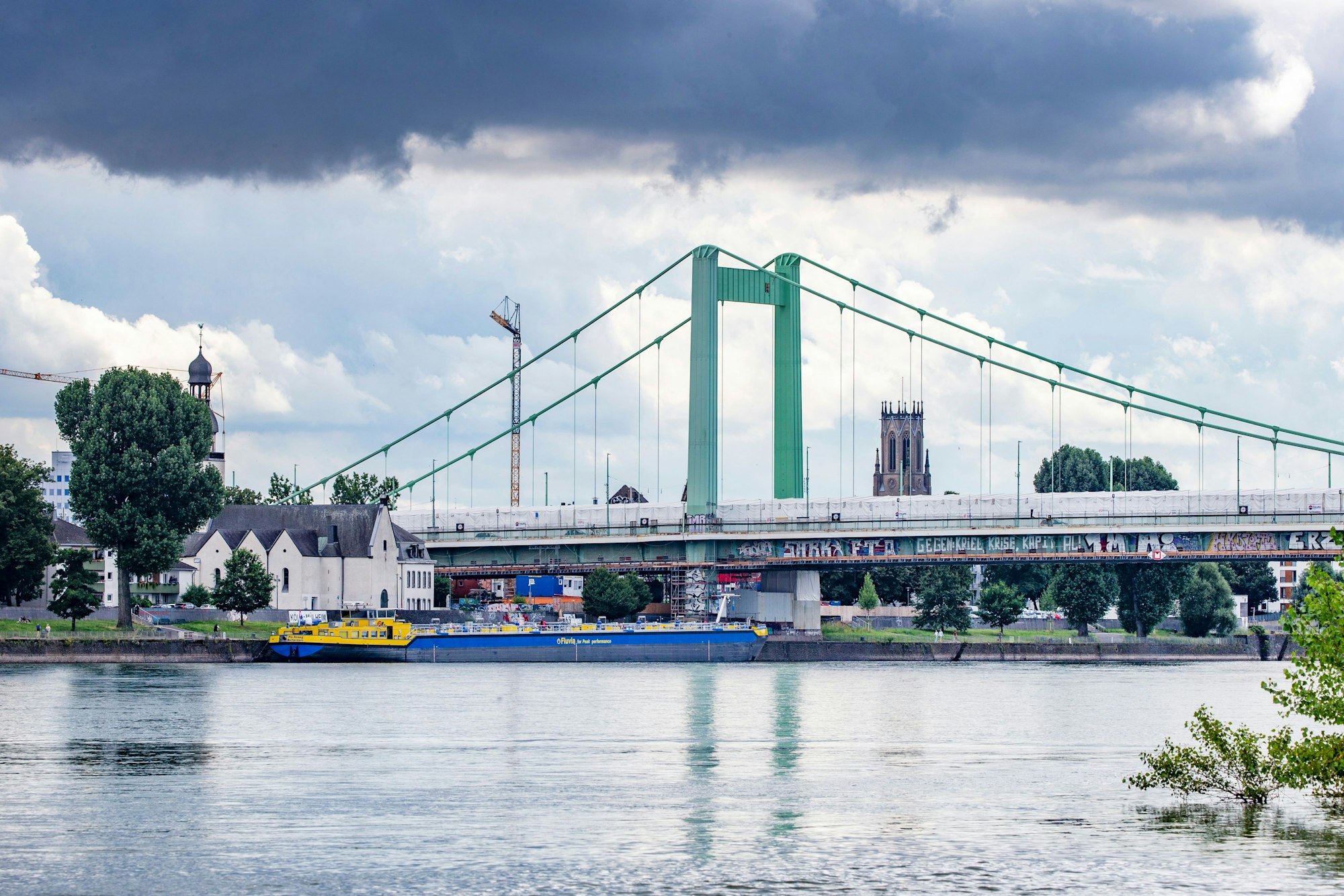 Die Sanierung der Mülheimer Brücke fällt aus dem Zeitplan