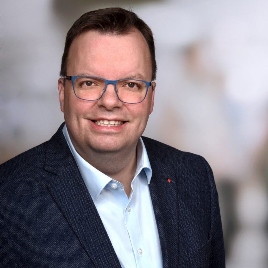 Auf dem Foto ist der SPD-Politiker Helge Herrwegen zu sehen.