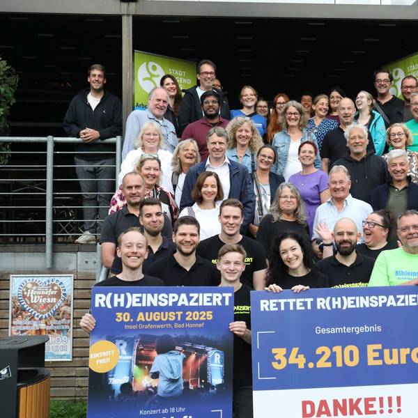 Unterstützer und Vertreter des Stadtjugendrings freuten sich, dass es weiter geht.