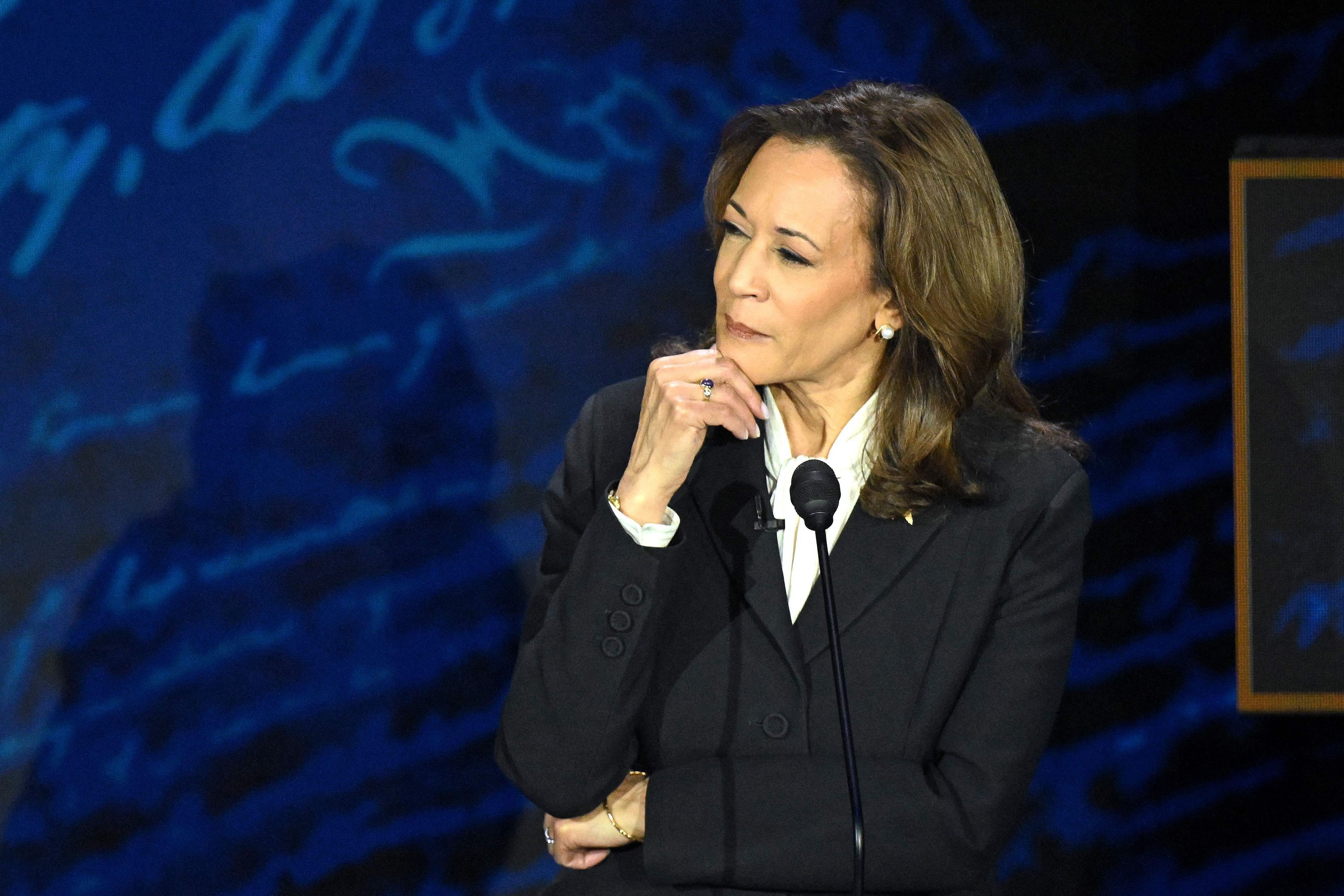 Kamala Harris trug bei der TV-Debatte Ohrringe von Tiffany & Co. Unterstützer von Donald Trump behaupten hingegen ohne Belege etwas anderes.