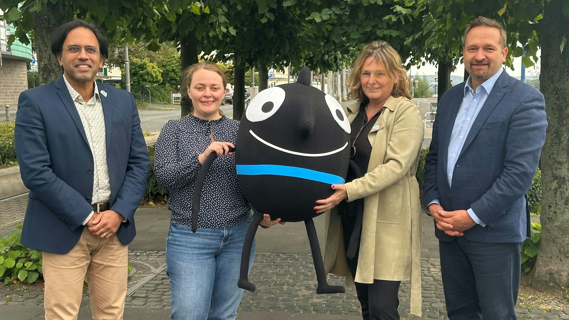 Machen gemeinsame Sache (von links): Fabiano Pinto, Kathrin Schmidt, Stefanie Otto und Holger Heuser.