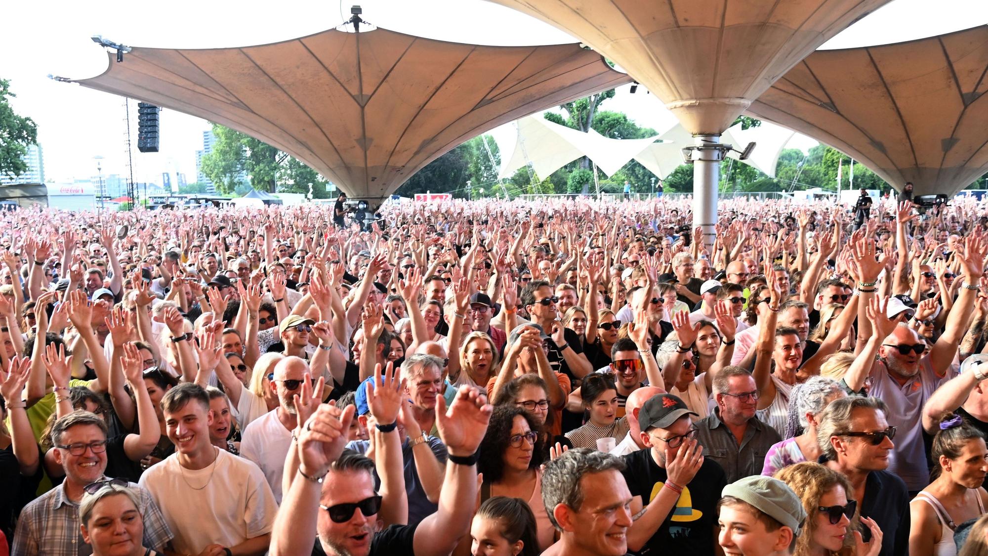 Open-Air-Konzert im Tanzbrunnen