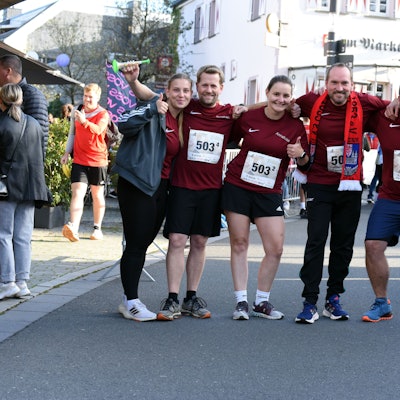 Bild von zwei Läuferstaffeln