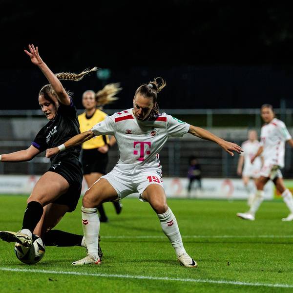 GOOGLE PIXEL Frauen Bundesliga: 1. FC Köln - SGS Essen 15.09.2024 Zweikampf Paula Flach SGS Essen, 5, Dora Zeller 1. FC Köln, 19 GOOGLE PIXEL Frauen Bundesliga, 1. FC Köln - SGS Essen, Köln, Franz-Kremer-Stadion am 15.09.2024 DFB REGULATIONS PROHIBIT ANY USE OF PHOTOGRAPHS AS IMAGE SEQUENCES AND/OR QUASI-VIDEO. *** GOOGLE PIXEL Frauen Bundesliga 1 FC Köln SGS Essen 15 09 2024 duel Paula Flach SGS Essen, 5 , Dora Zeller 1 FC Köln, 19 GOOGLE PIXEL Frauen Bundesliga, 1 FC Köln SGS Essen, Köln, Franz Kremer Stadion am 15 09 2024 DFB REGULATIONS PROHIBIT ANY USE OF PHOTOGRAPHS AS IMAGE SEQUENCES AND OR QUASI VIDEO Copyright: xBEAUTIFULxSPORTS/Wunderlx