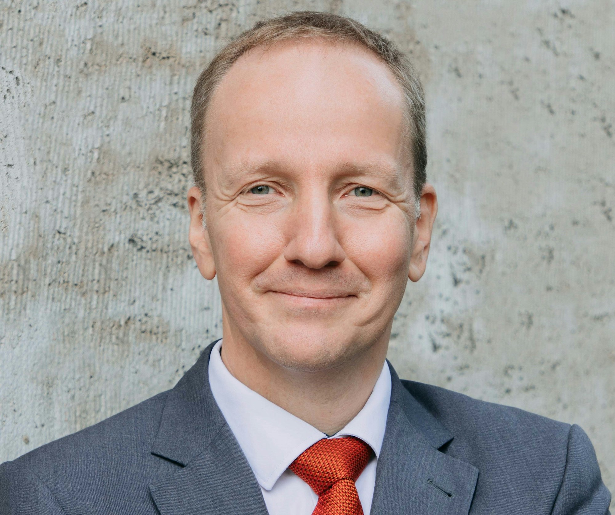 Prof. Guntram Wolff