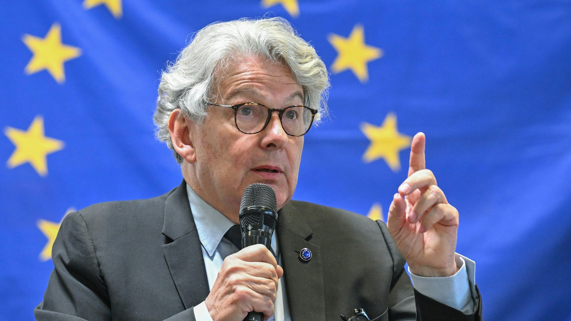 Thierry Breton, EU-Kommissar für Binnenmarkt und Dienstleistungen, spricht auf der Veranstaltung.