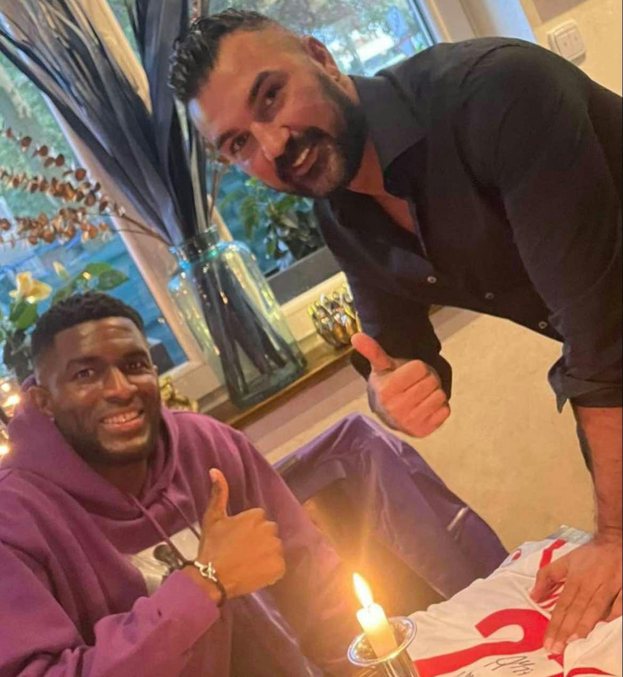 Anthony Modeste war zu Gast bei Osman Avci im Restaurant „El Cazador“.