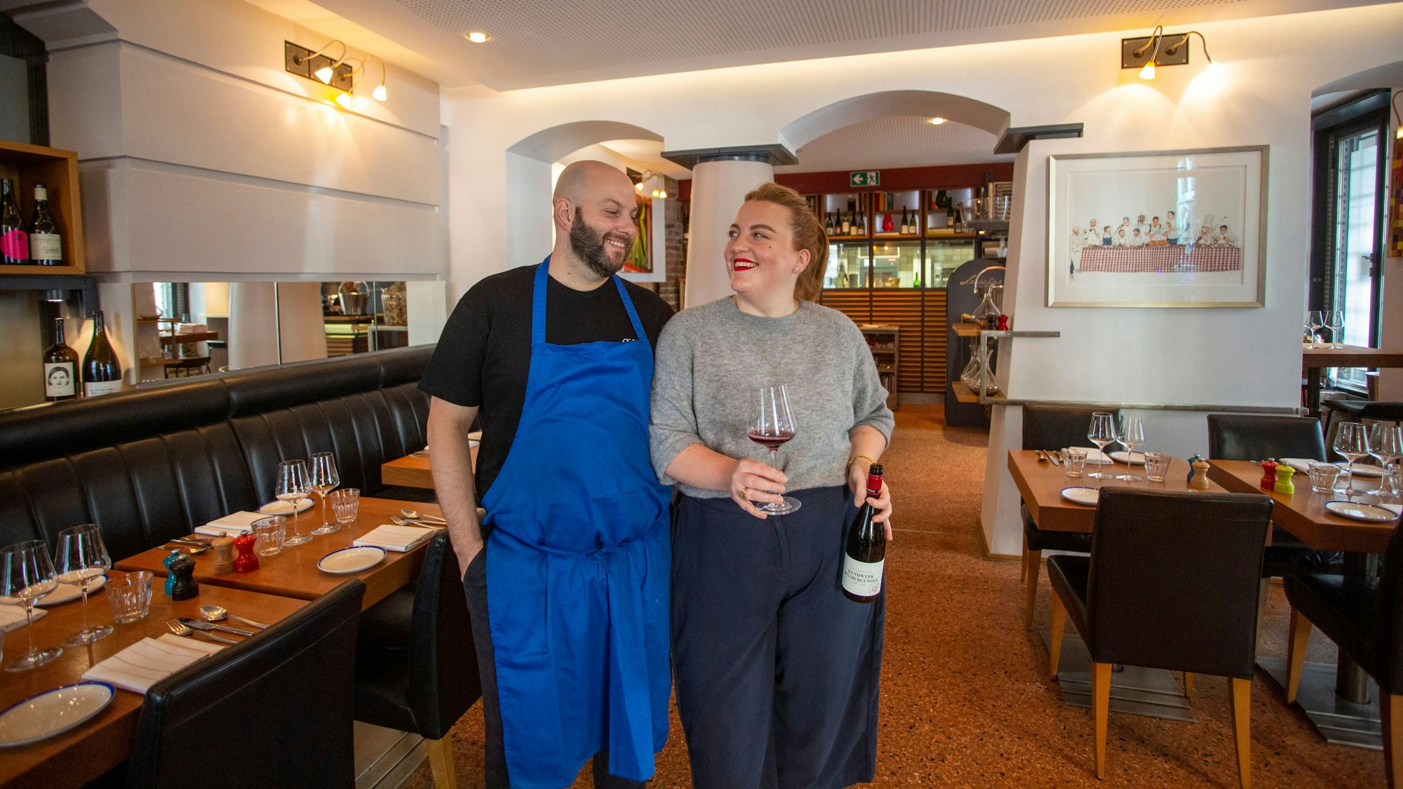 Daniel und Stephanie Lengsfeld
stehen im Restaurant.