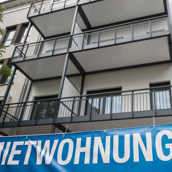 In Köln und anderen Städten des Westens haben die Mieten weiter angezogen.