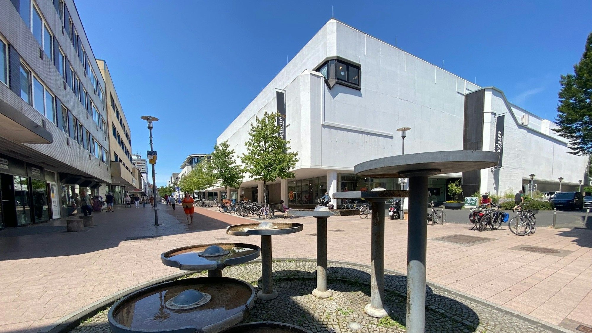 Die Filiale des Modehaus Aachener in Brühl übernahm nach der Schließung im Herbst die Modekette Sinn.