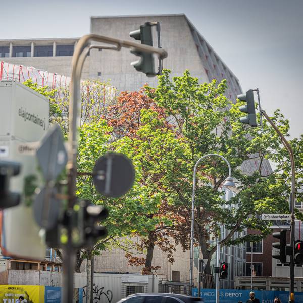 Die Opern-Baustelle am Kölner Offenbachplatz.
