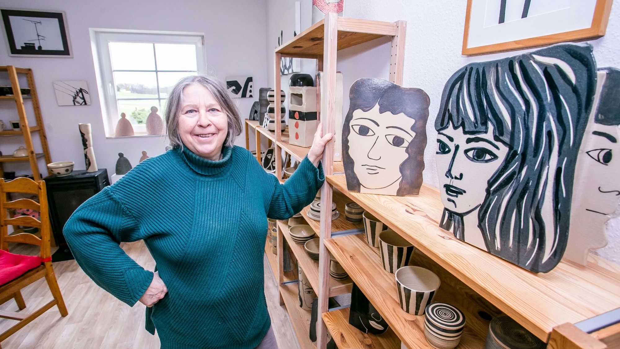 „Kunstbrand“ heißt die Keramikwerkstatt der gebürtigen Kölnerin Martine Dupont, die seit 2008 in Kalkofen arbeitet