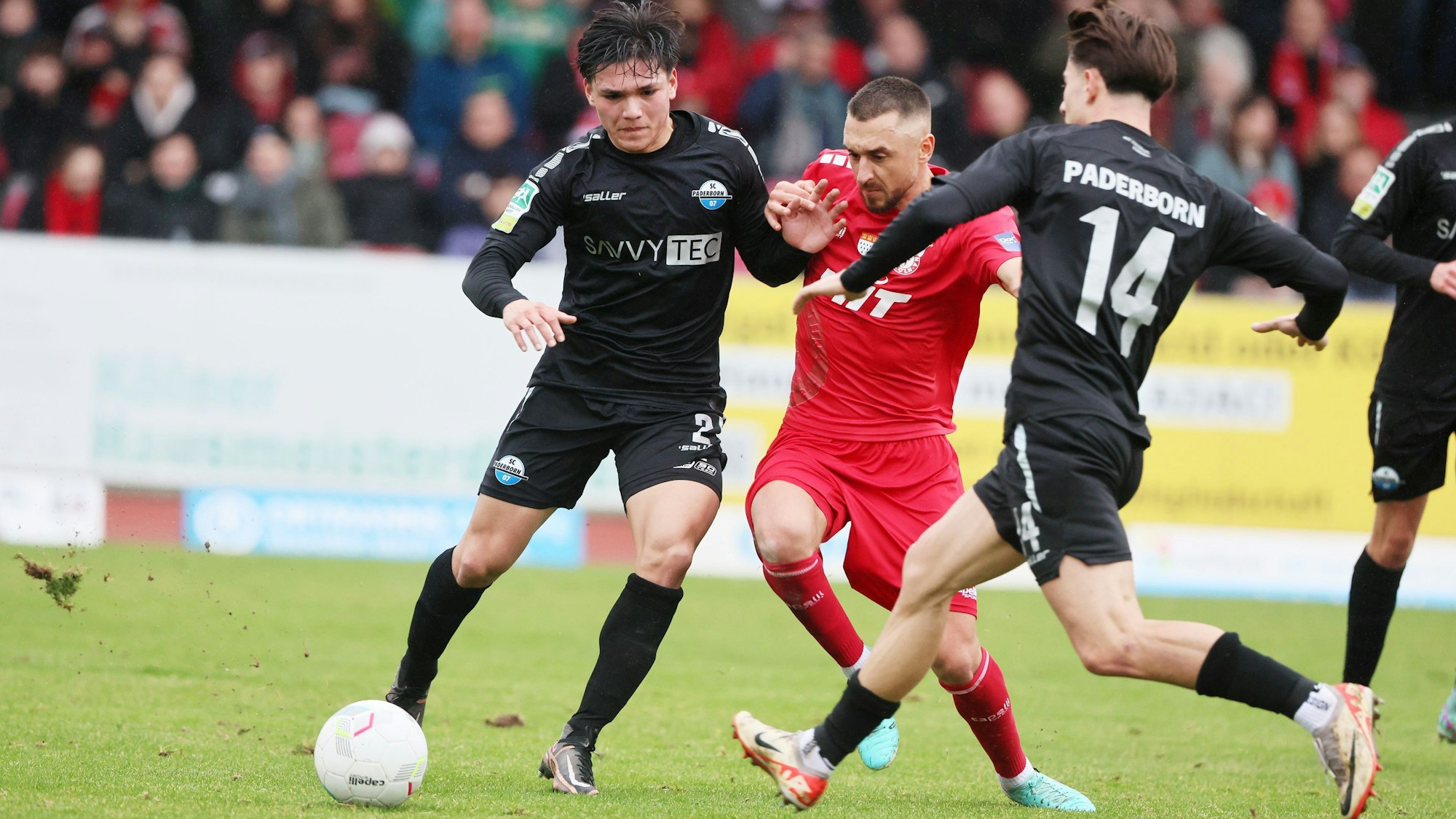 SC Fortuna Köln vs. SC Paderborn II, 4.Liga,
Mitte: Stipe Batarilo-Cerdic (Fortuna), 04.02.2024, Bild: Herbert Bucco