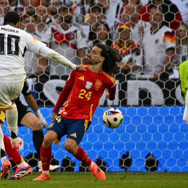 Deutschlands Jamal Musiala schoss dem spanischen Nationalspieler Marc Cucurella im EM-Halbfinale den Ball gegen den vom Körper abgespreizten Arm. Der Elfmeterpfiff blieb jedoch aus. Ein Fehler, wie auch die Uefa nun erklärte.