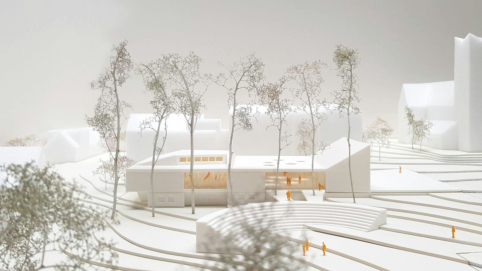 Architektenmodell des neuen Burscheider Kulturforums mit Luchtenberg-Richartz-Park im Vordergrund