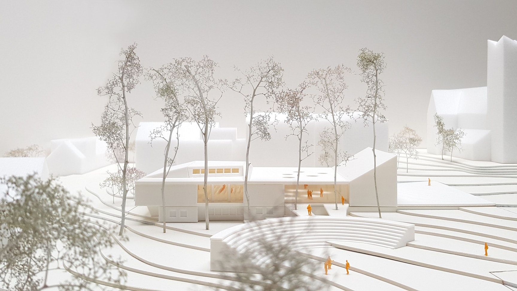 Architektenmodell des neuen Burscheider Kulturforums mit Luchtenberg-Richartz-Park im Vordergrund