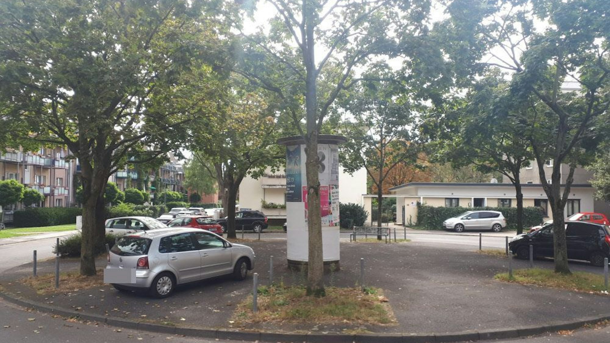 Zwischen Altleinigenweg und Ebertplatz sollen ein Rondell und eine Mittelinsel zum neuen Quartiersplatz umgestaltet werden.