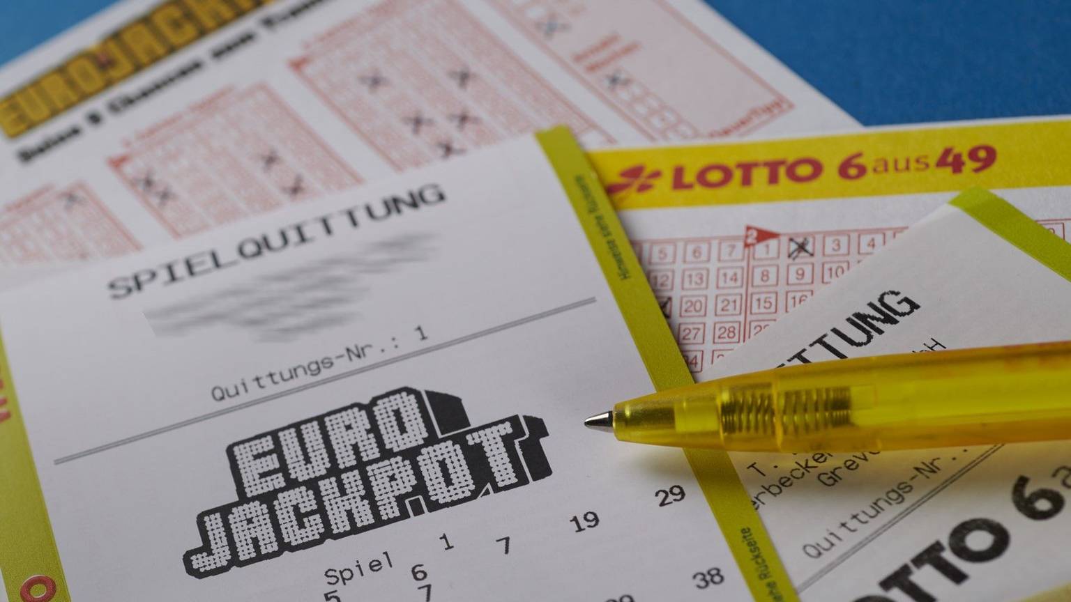 Großes Glück dank Eurojackpot und LOTTO 6aus49. Bei beiden Lotterien wurden vergangenes Wochenende Hochgewinne erzielt.