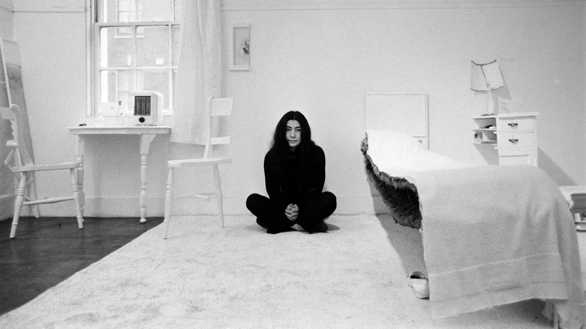 Yoko Ono mit "Half-a-Room" von 1967