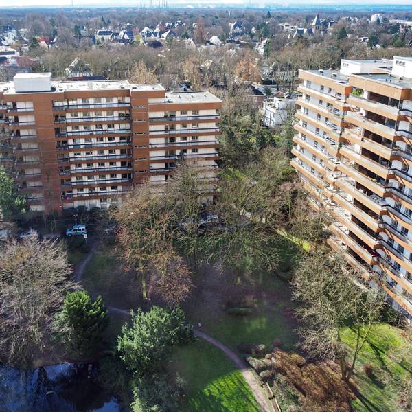 Zu sehen ist der Wohnpark Bayenthal von oben.