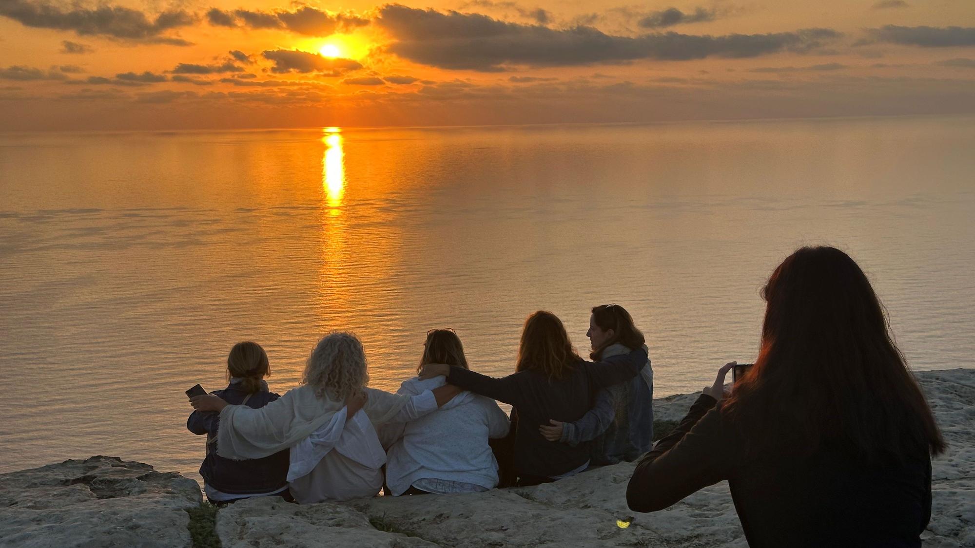 Ein Sonnenaufgang wie hier auf Formentera ist immer ein Foto wert.