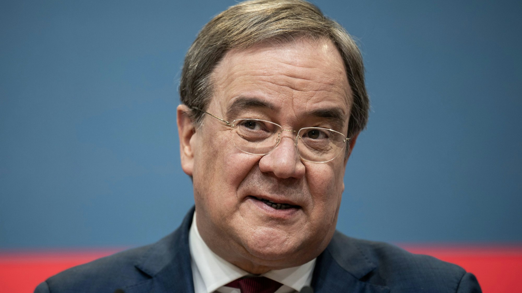 ARCHIV - 05.01.2022, Berlin: Armin Laschet, ehemaliger Ministerpräsident von Nordrhein-Westfalen, bei einer Pressekonferenz. (zu dpa: «Neuberger-Medaille der Jüdischen Gemeinde für Armin Laschet») Foto: Michael Kappeler/dpa +++ dpa-Bildfunk +++