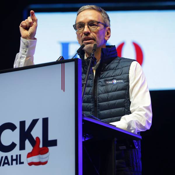 Herbet Kickl bei der finalen Wahlkampfveranstaltung der FPÖ am Freitagabend.