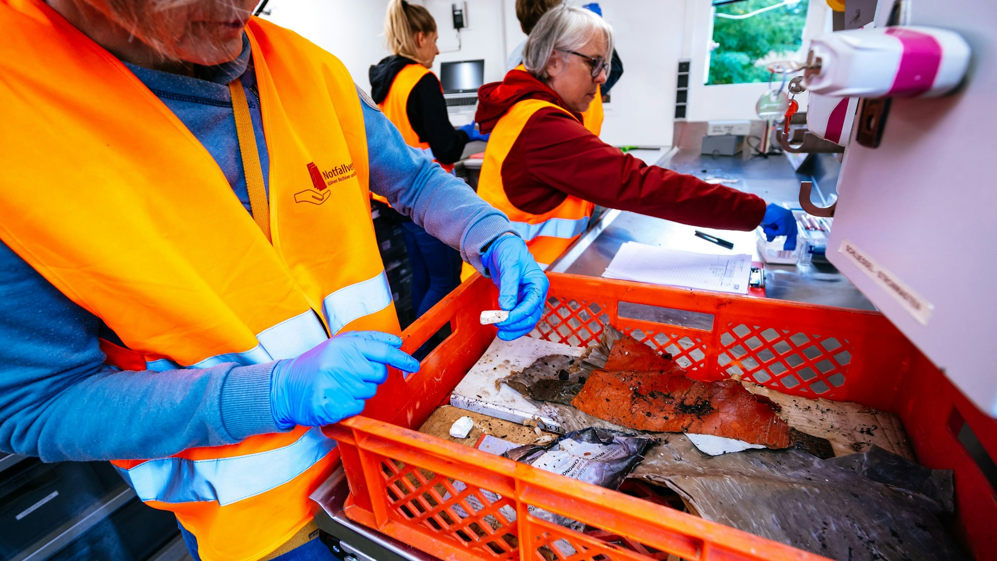 Hochwasser-Notfallübung des Notfallverbundes Kölner Archive und Bibliotheken