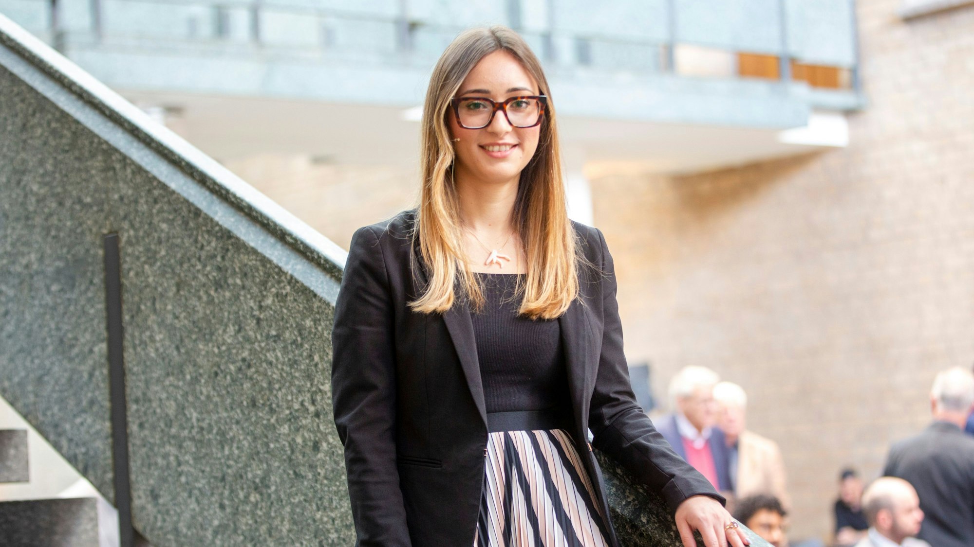 Sie ergatterte das Gottfried-Böhm-Stipendium zu Ehren von Kölns berühmtesten Architekten: Dr. Ermelinda Di Chiara vor ihrer Rede im Rathaus.
