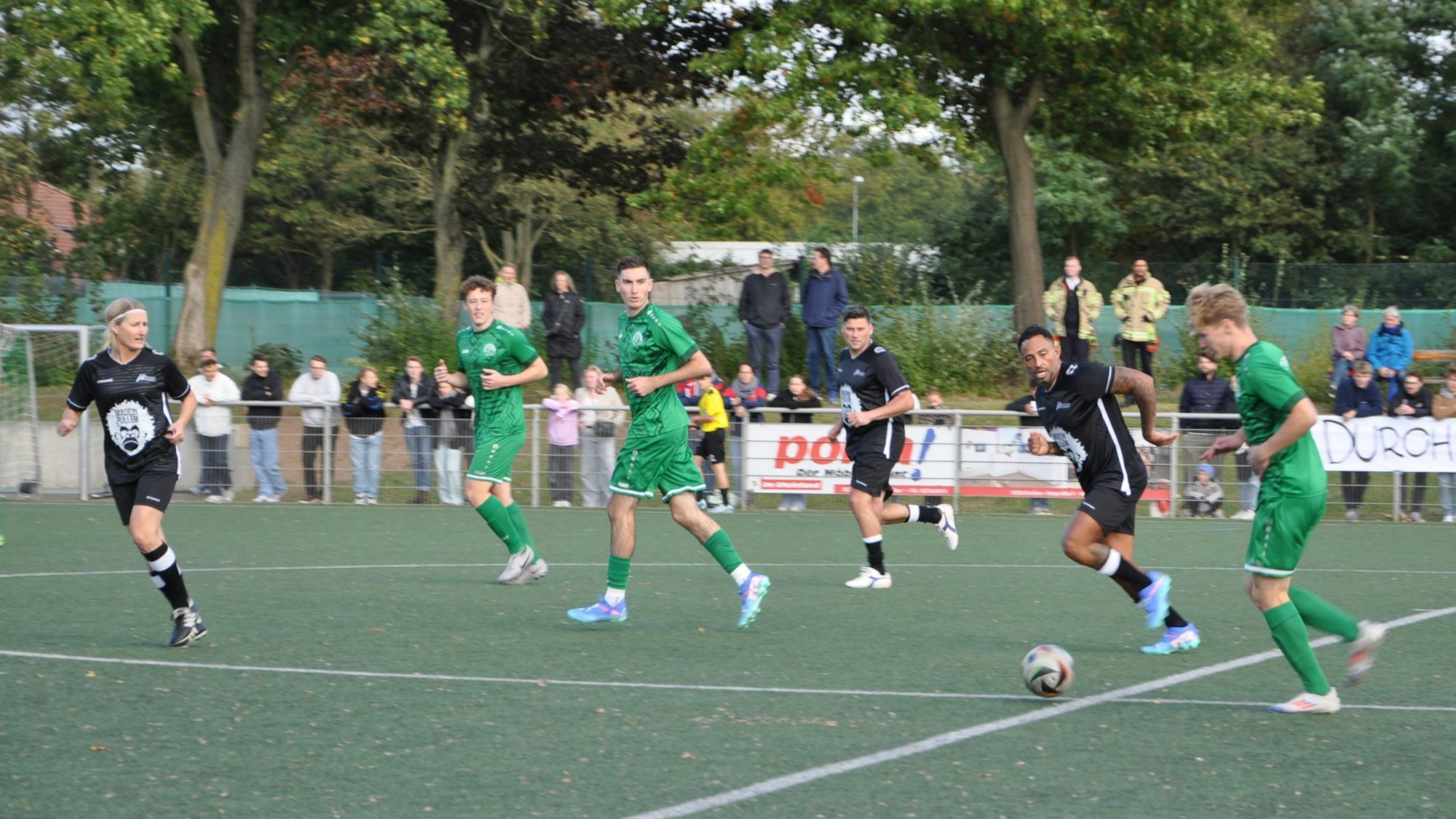 Eine Szene aus dem Benefizspiel.