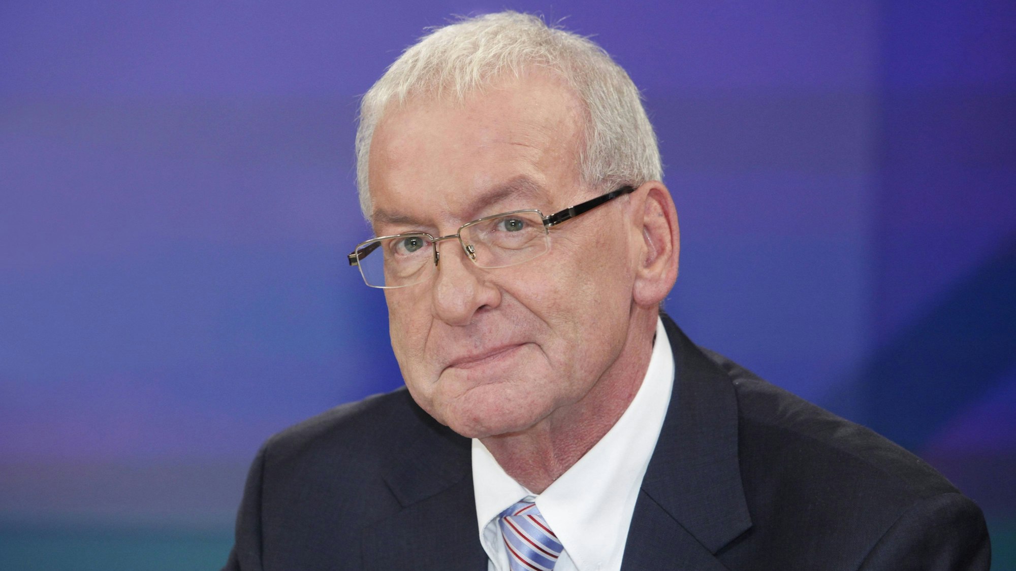 Peter Zwegat war seit 1987 Schuldnerberater und wurde mit der Sendung „Raus aus den Schulden“ bei RTL bekannt.